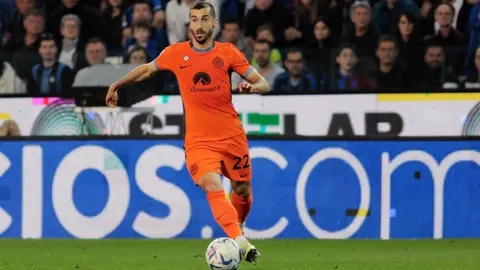 东契奇精准助攻，詹姆斯快攻三分锁定胜局